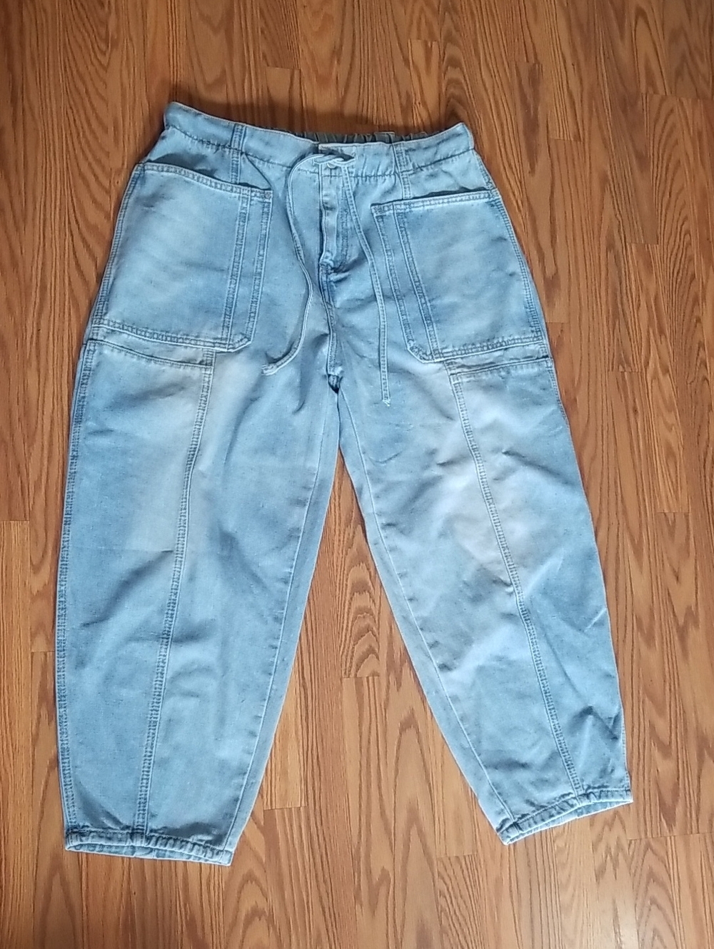 NWT New Collections Light Wash Casual Utility Jeans - Size XL